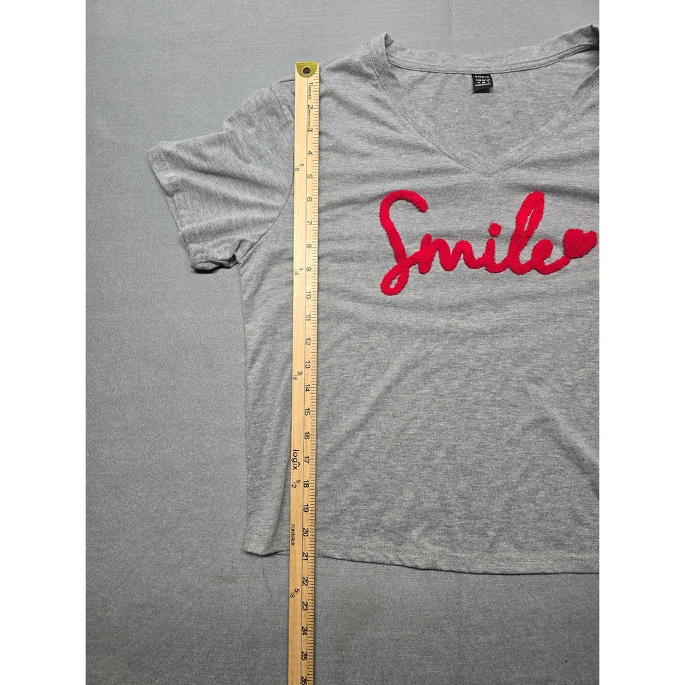 Shein Womens Grey Smile Graphic V-Neck Short Sleeve T-Shirt Size M Medium - Picture 4 of 6